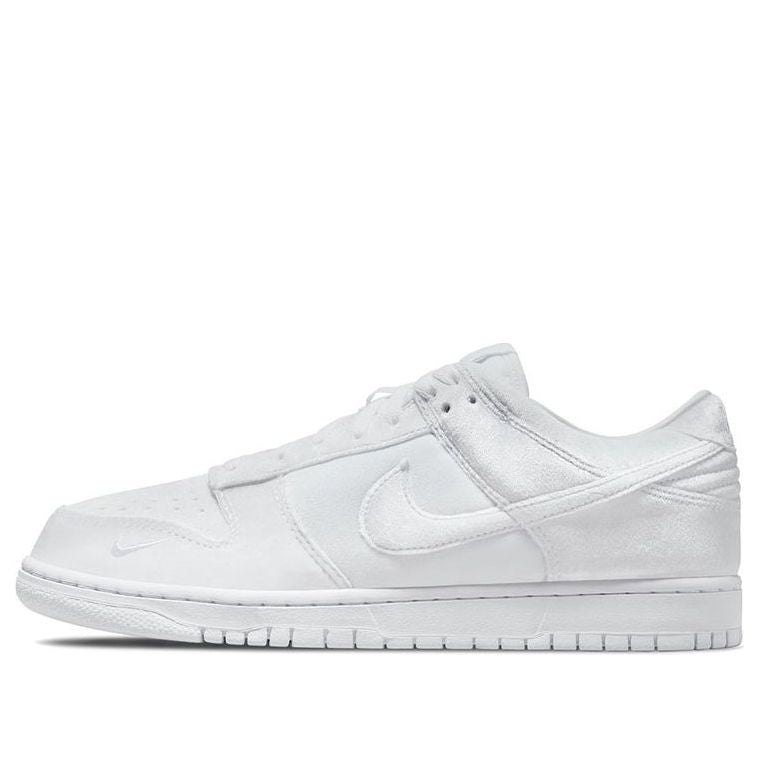  Nike Dover Street Market x Dunk Low 'White Velvet' DH2686-100 Antique Icons 