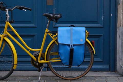 La Sterne, sacoche vélotaf montée sur le porte bagage d'un vélo