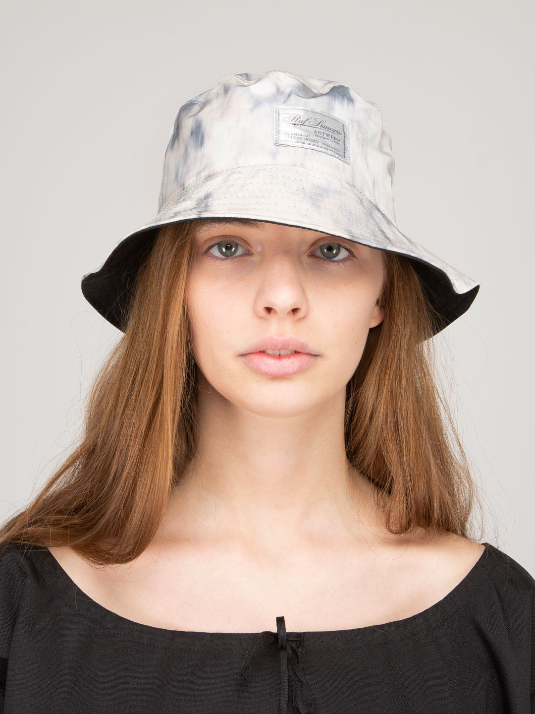 定価48400円RAF SIMONS Reversible bucket hat - ハット