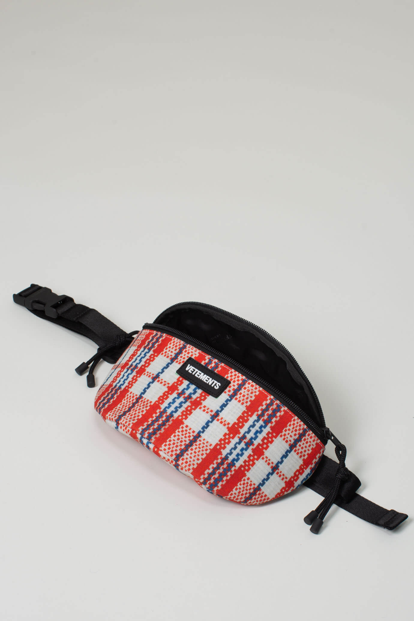 Barbes Fanny Pack – LABELS