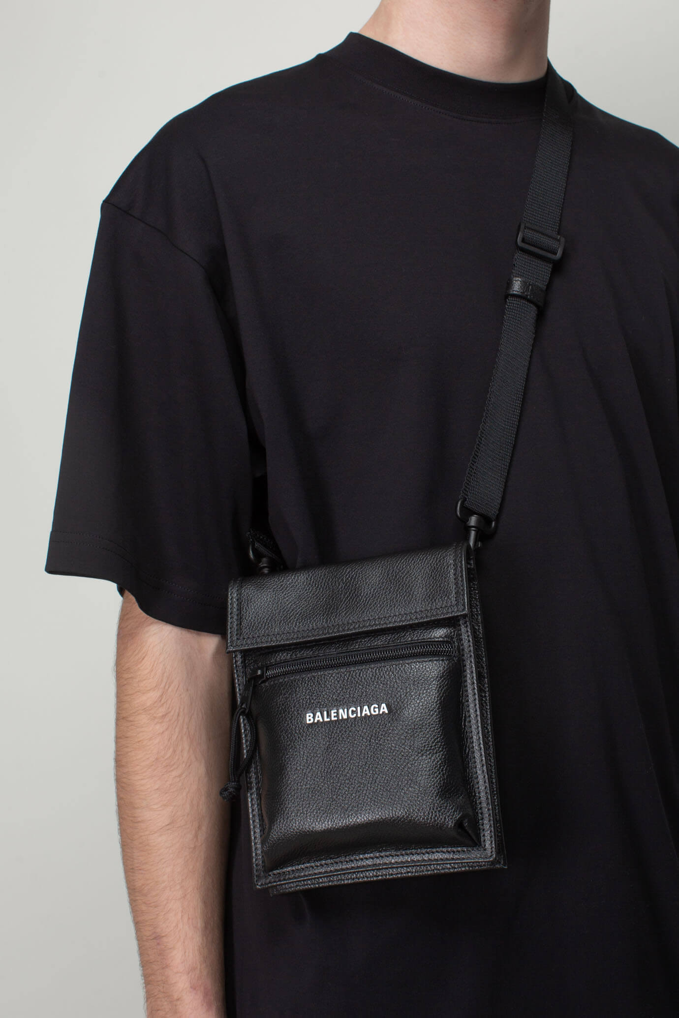 オリジナル BALENCIAGA EXPLORER POUCH STRAP ポーチストラップ