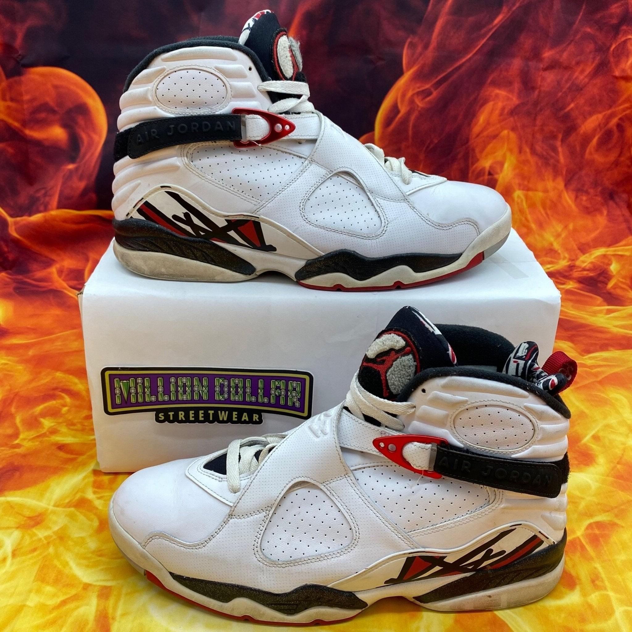 やグラフィ NIKE - NIKE AIR JORDAN 8 RETRO “ALTERNATE”の通販 by