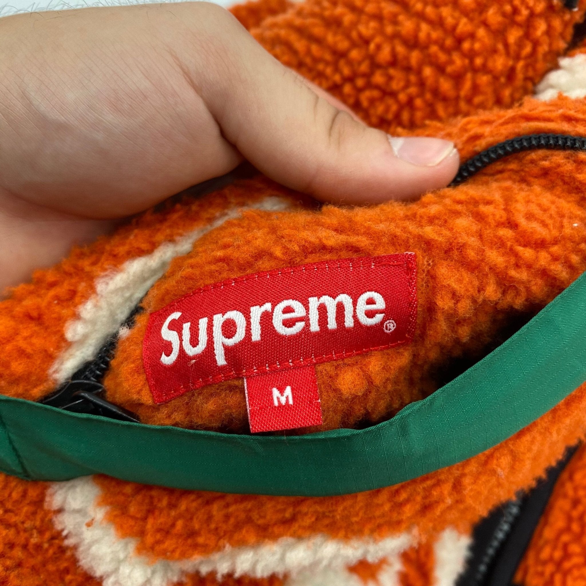 Supreme reversible logo fleece jacket- M