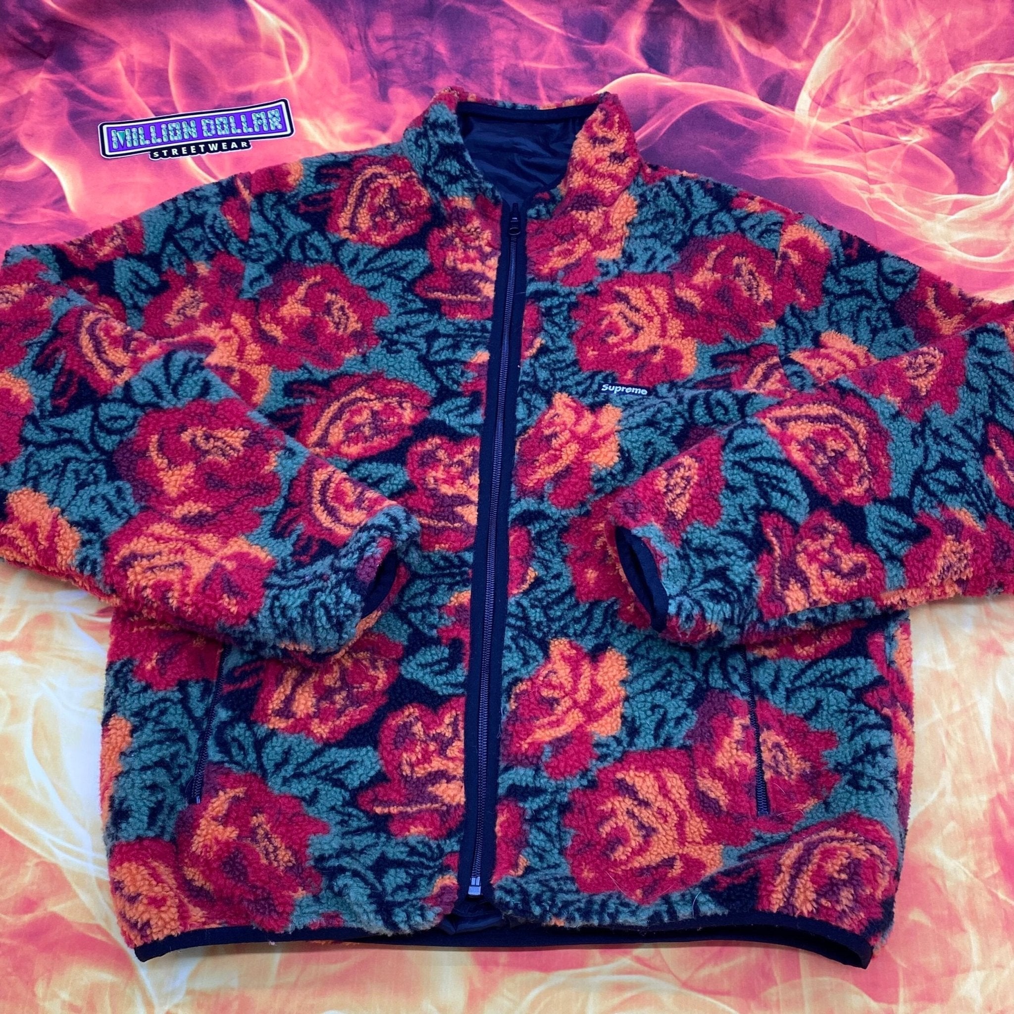 Supreme roses Sherpa fleece reversible- S – Million Dollar Streetwear