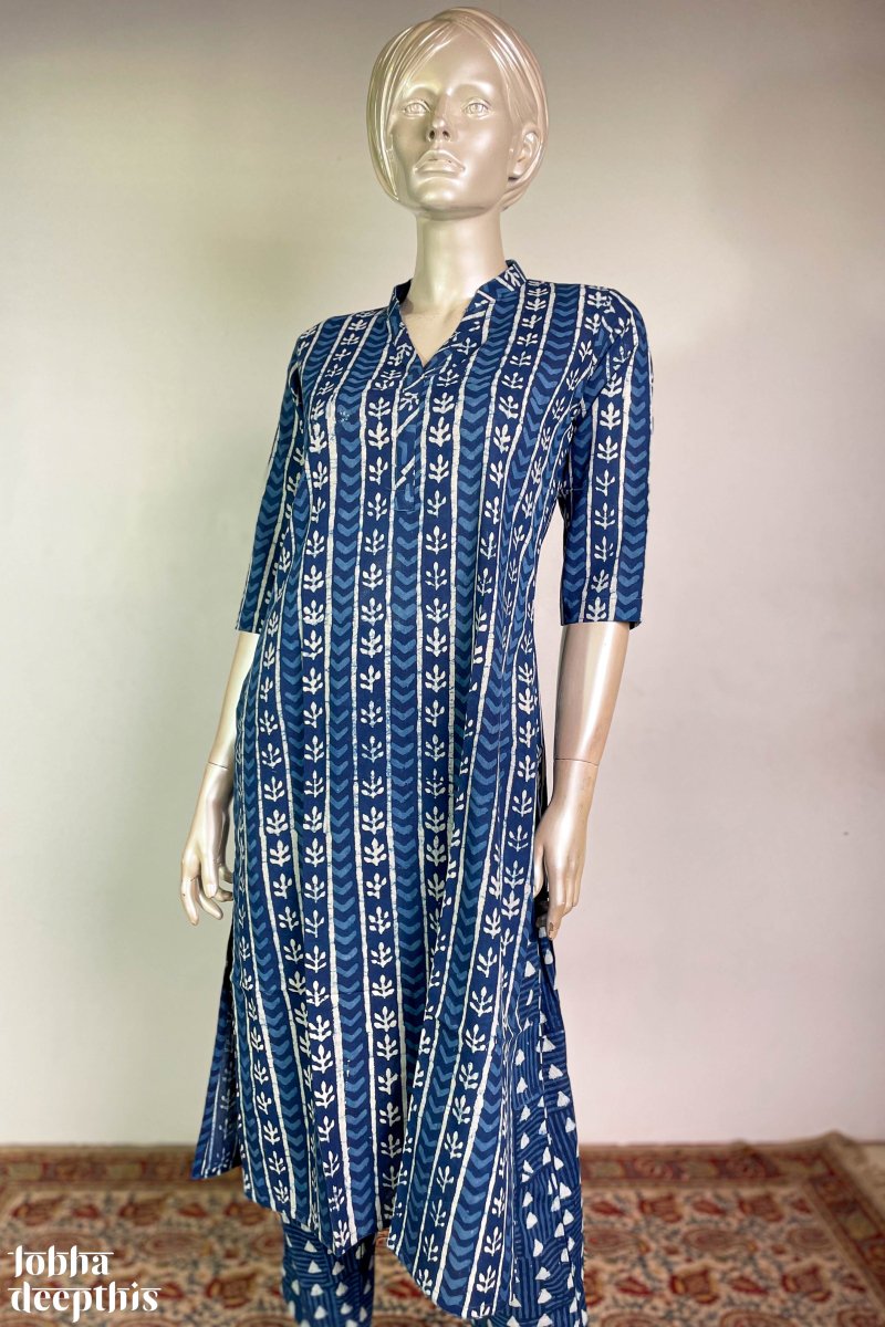 Buy TM textile The Moon Presenting Women Trending Indigo Print Naira Cut  Kurti with Pant and duptta (Medium) at Amazon.in