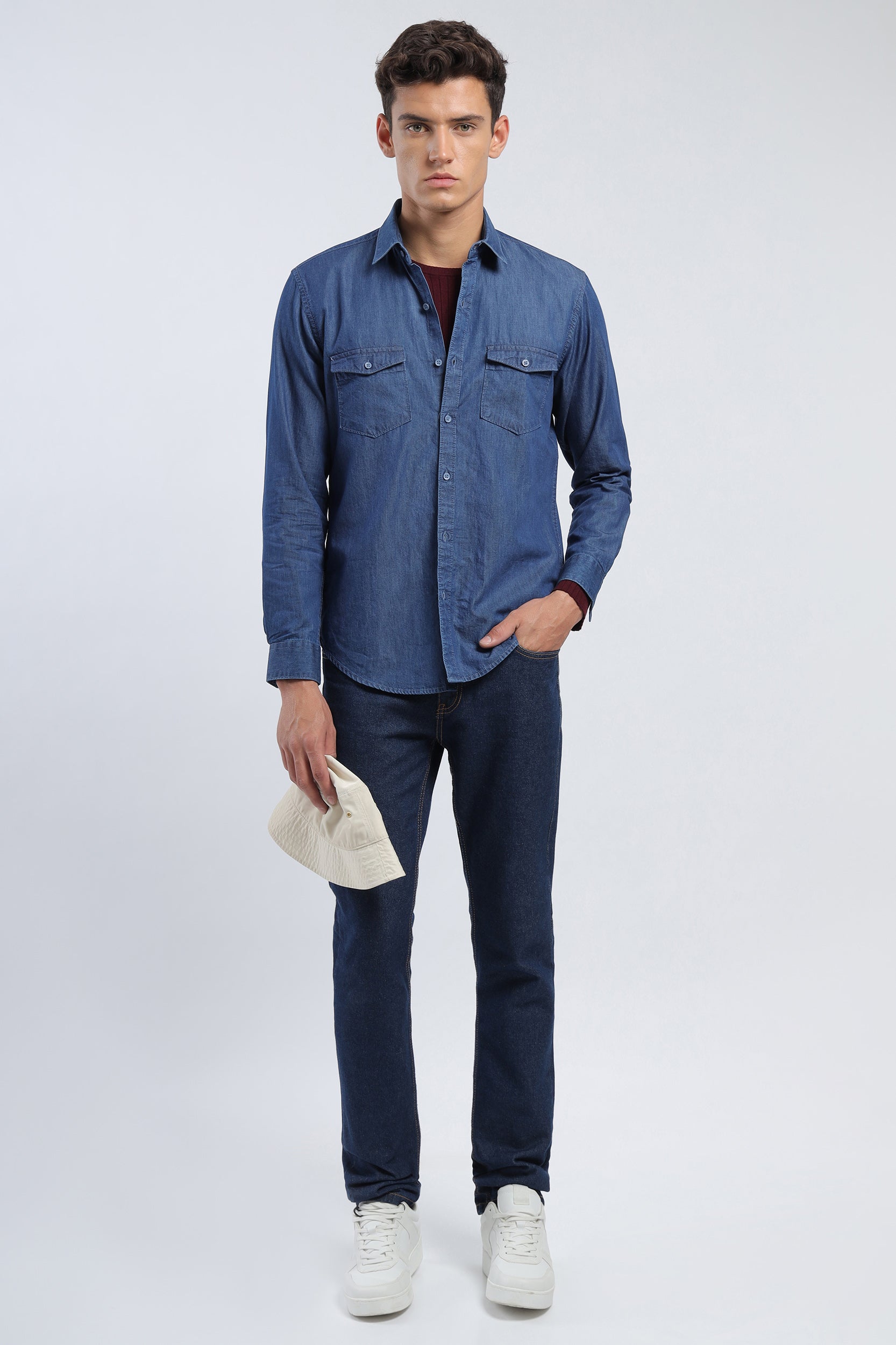 Stylish Men's Denim Shirt for a Versatile Look