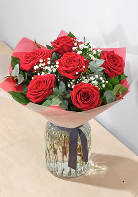 Image of 6 Red Rose Vase With Gyp