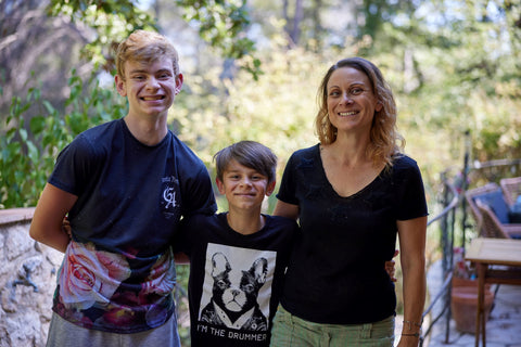 Llooni photo de la famille des créateurs