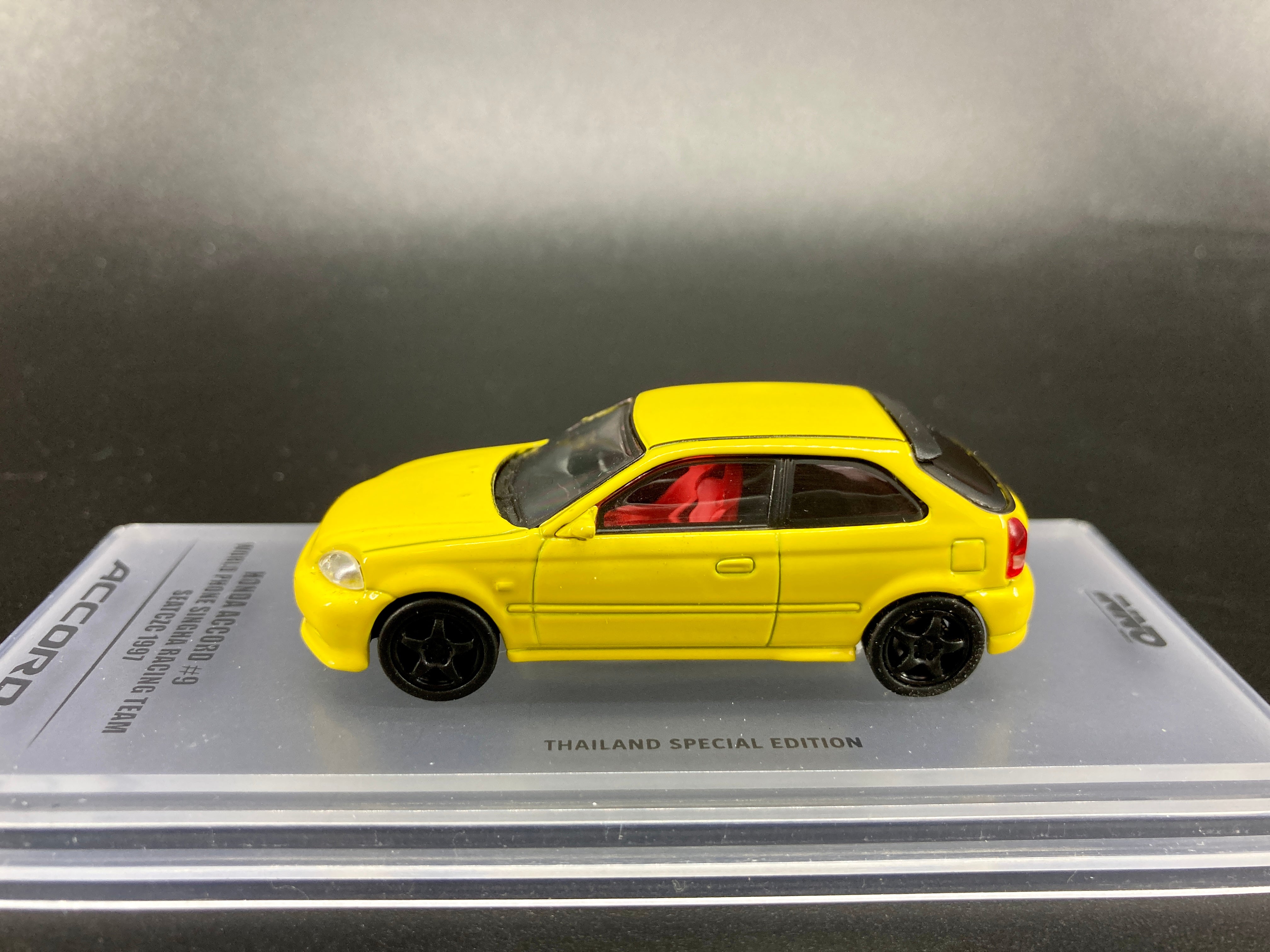 eg hatch toy car