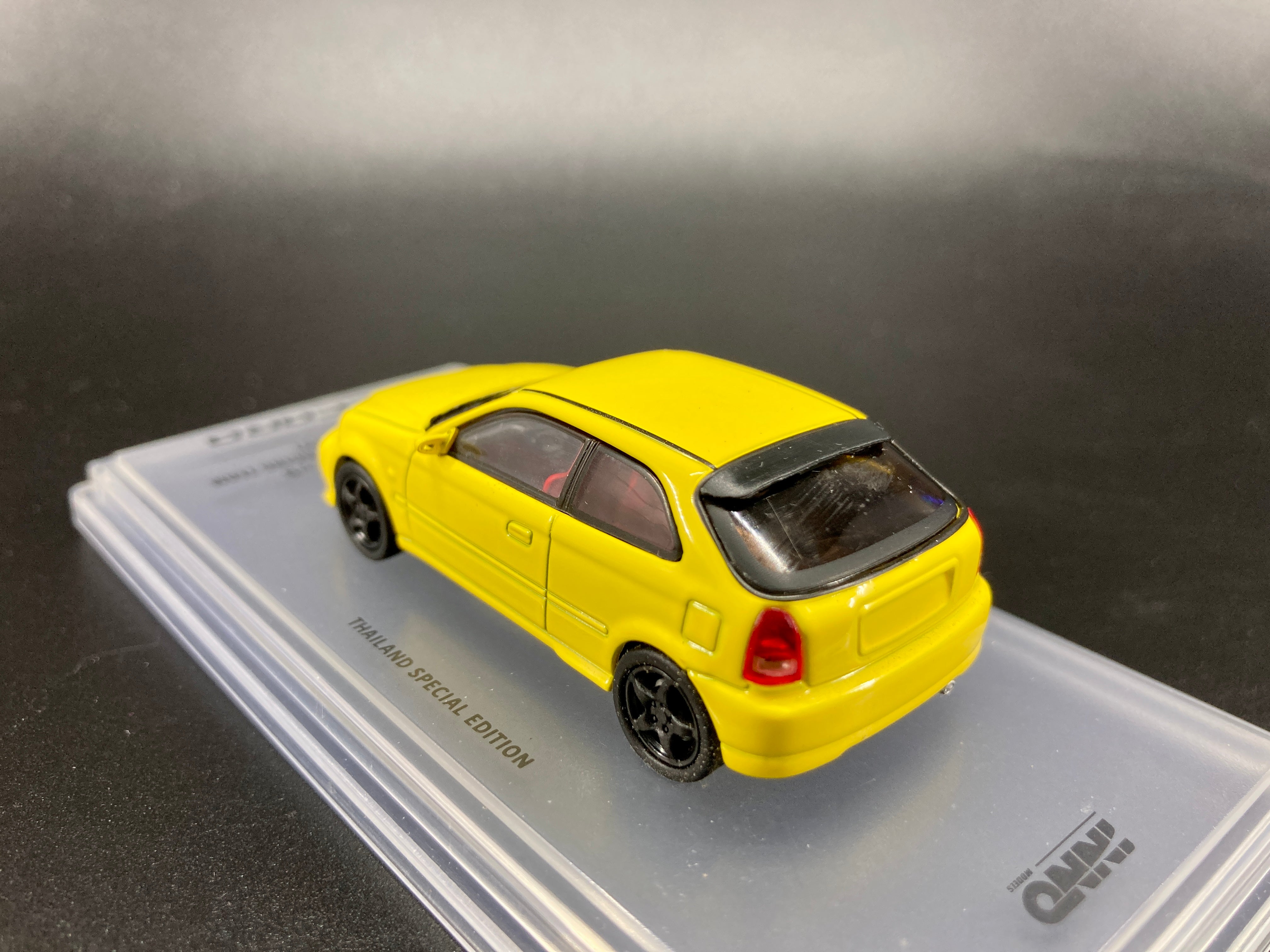 eg hatch toy car