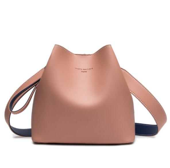 calfskin crossbody bolsa