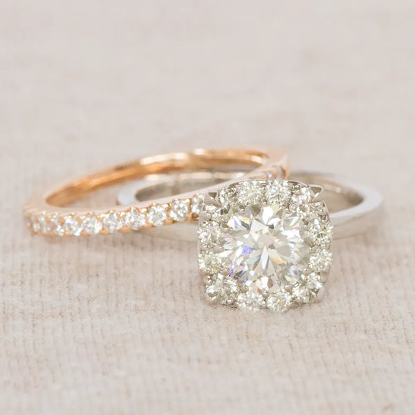 Diamond engagement ring and diamond band