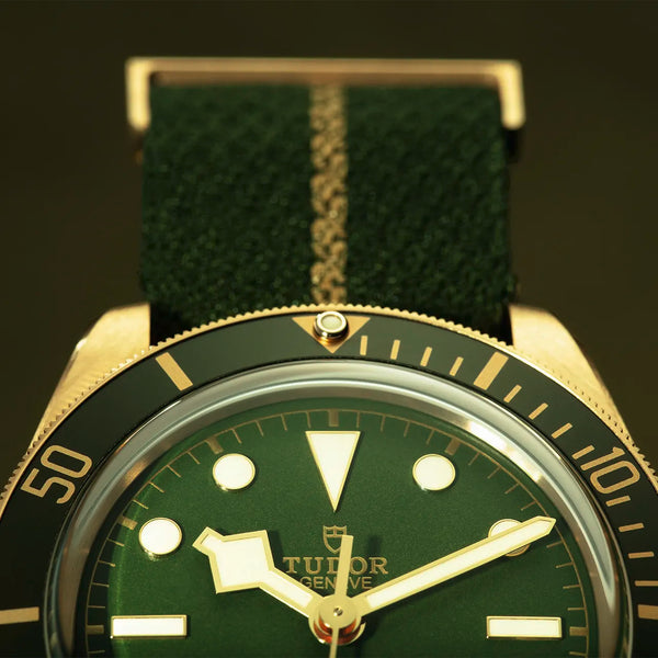 Tudor Mens green submariner watch