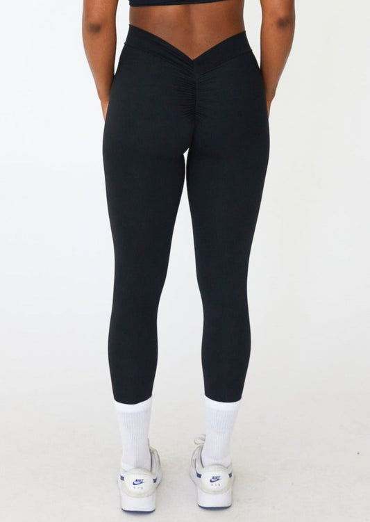 Align Pocket Leggings in Onyx – Femme Forte