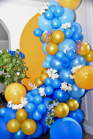 blue and gold balloon creation