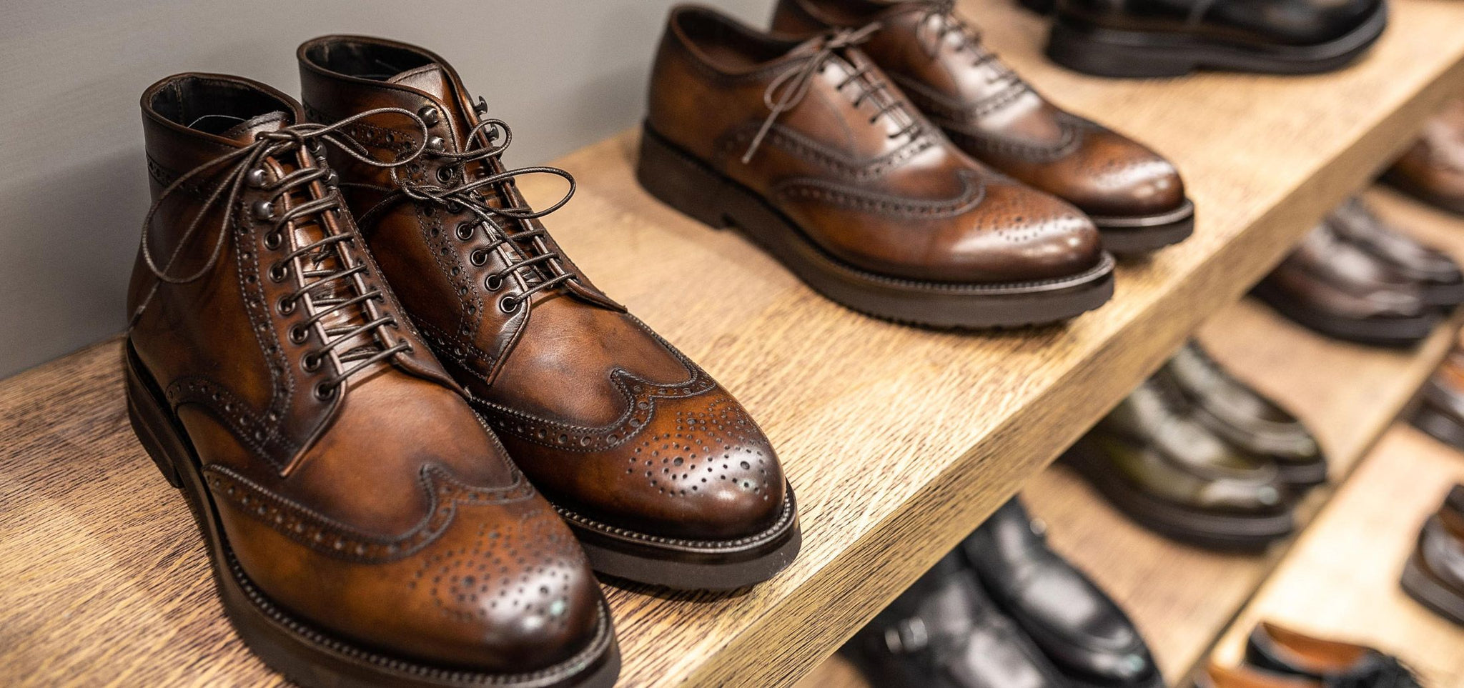 scarpe classiche per uomo in cuoio