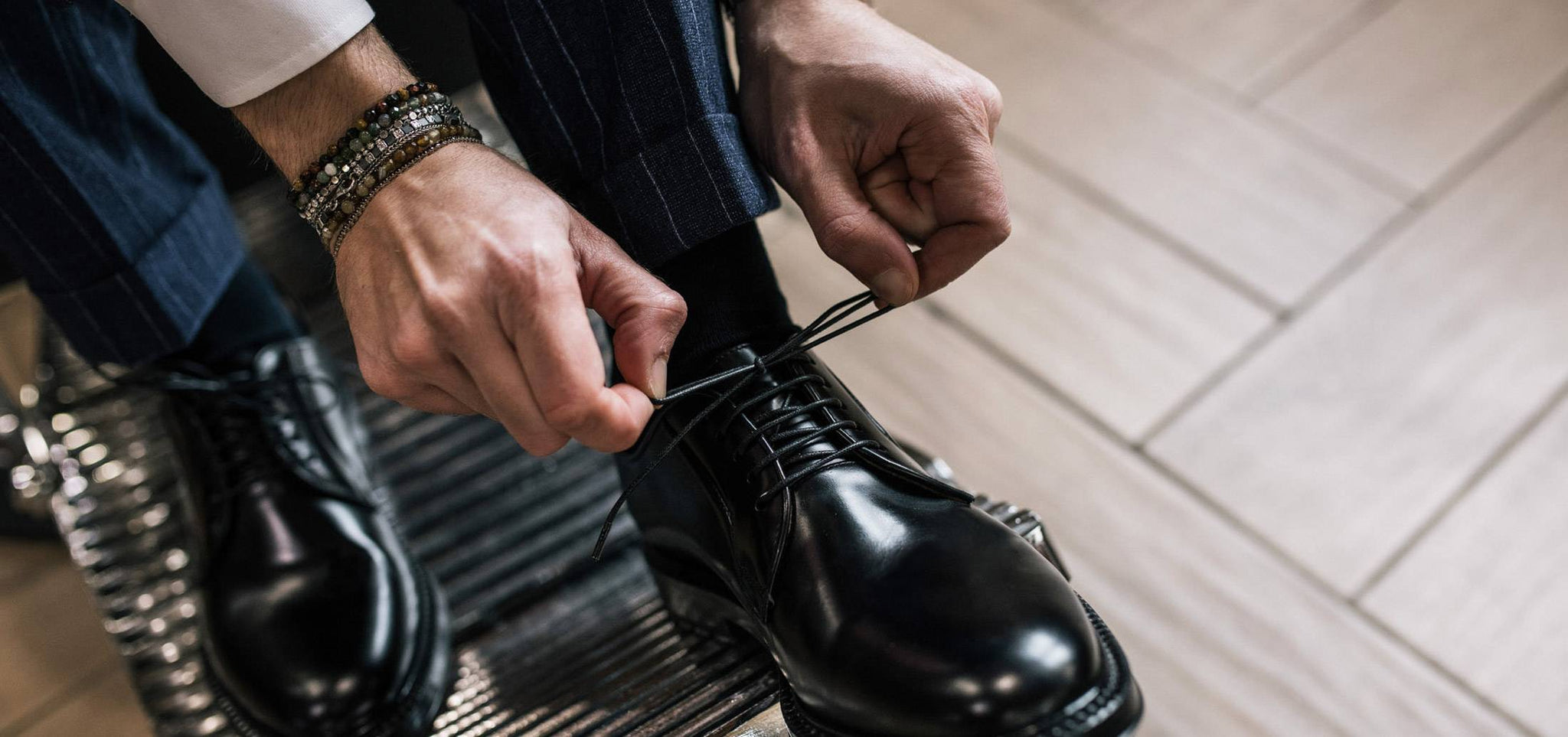 esempi di come allacciare le scarpe classiche