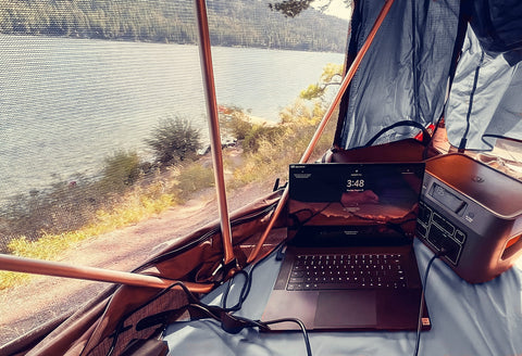 博客文章 The Ultimate Guide to Remote Work and Adventure with Rooftop Tents