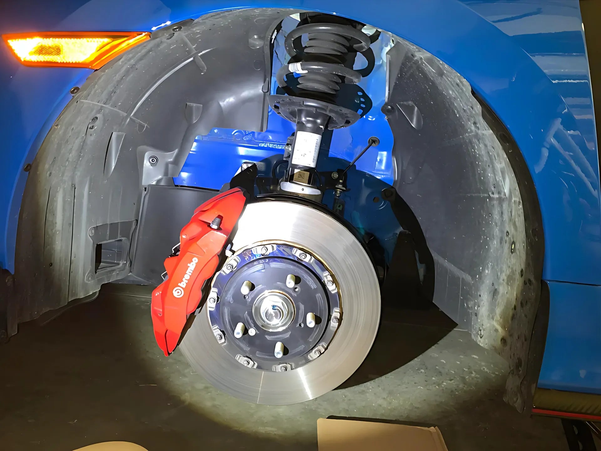 2020 Honda Civic Type R Brake Scraping Noise from Rock between Brake Rotor and Dust Shield