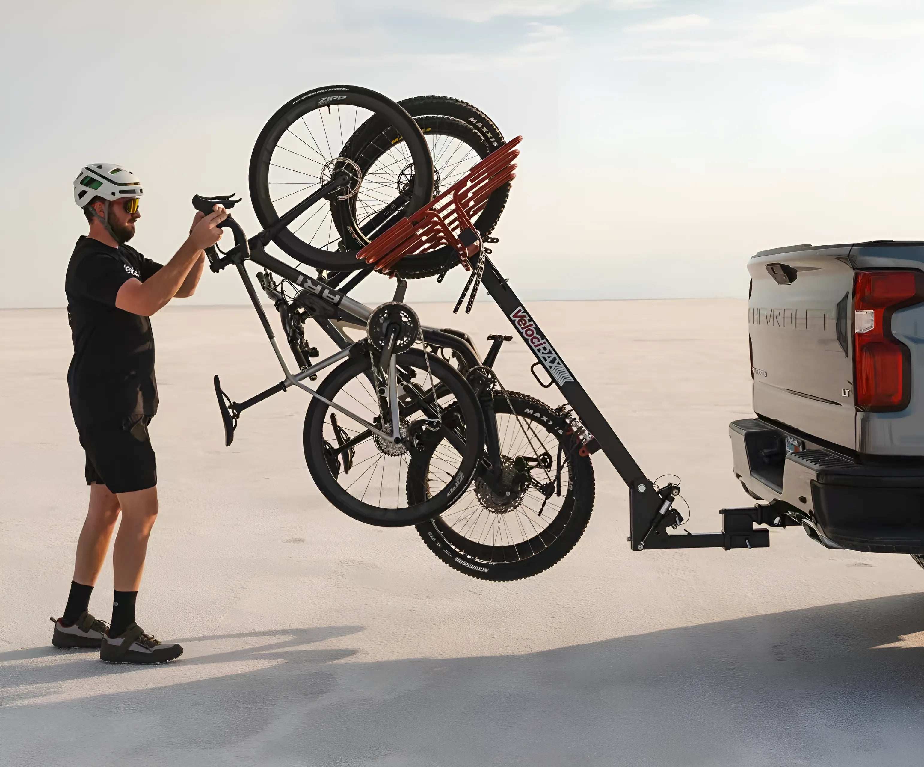 Adaptador para engate de transporte de múltiplas bicicletas