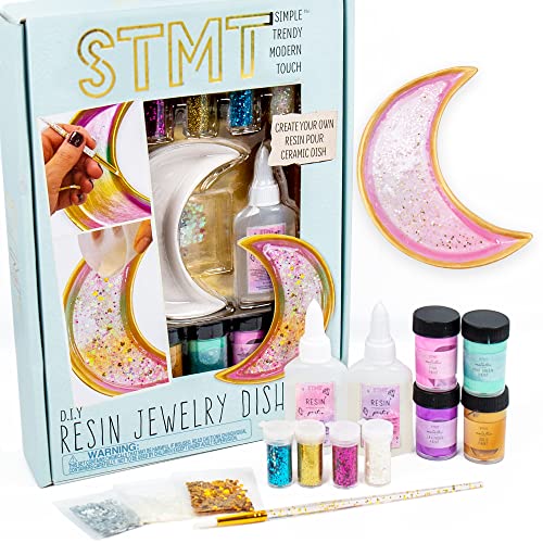 STMT Self Love Club DIY Nail Art Studio by HORIZON