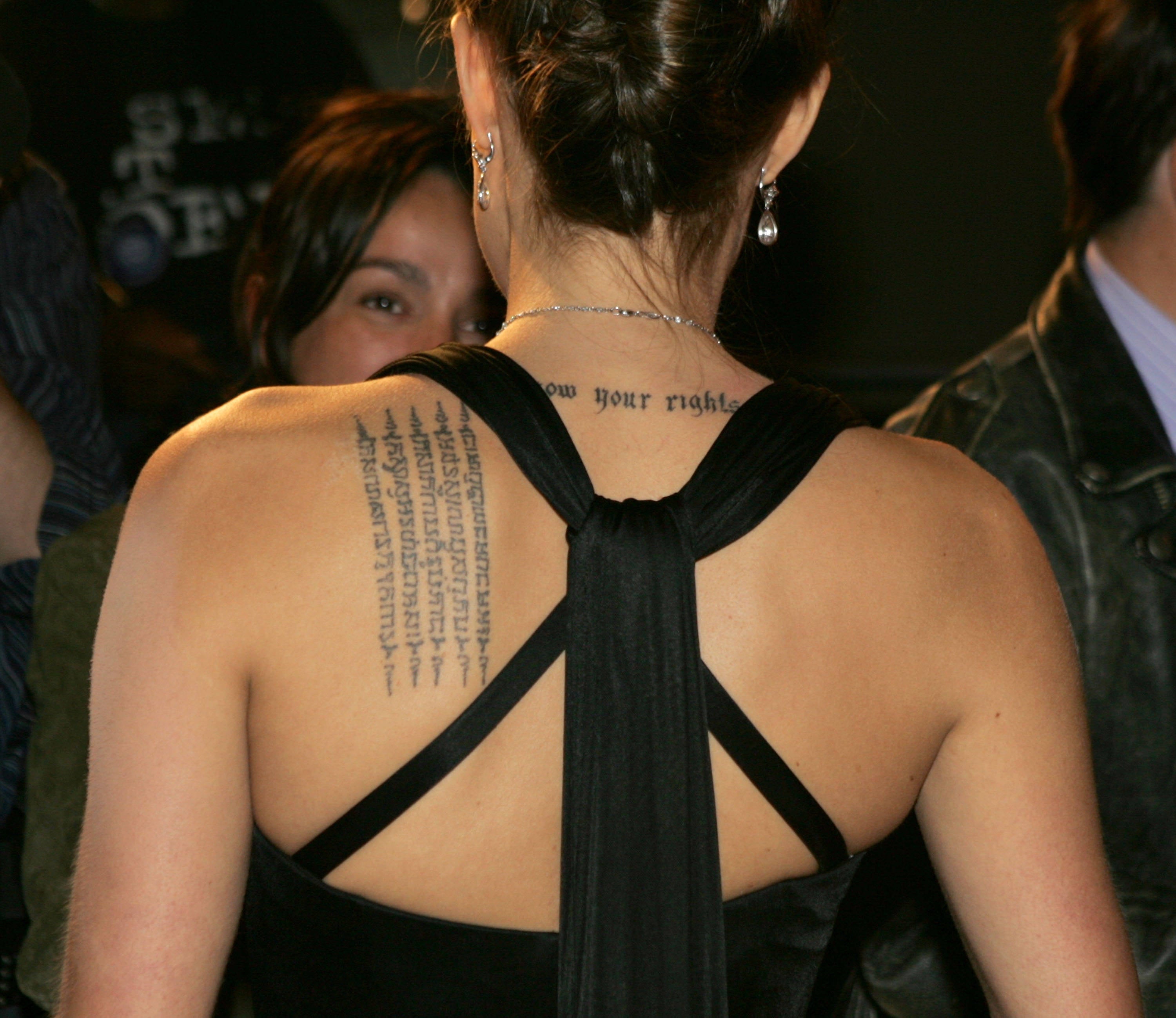 Los tatuajes de Angelina Jolie – Tattoo for a week