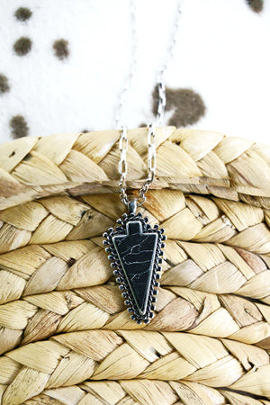 BLACK STARK CANYON NECKLACE - Yaretzy Boutique LLC - Stark Necklace