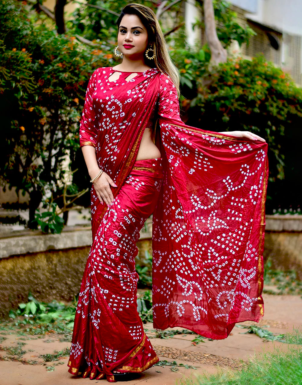 New Heavy Banarasi type Saree... - Pratham The Fashion king | Facebook