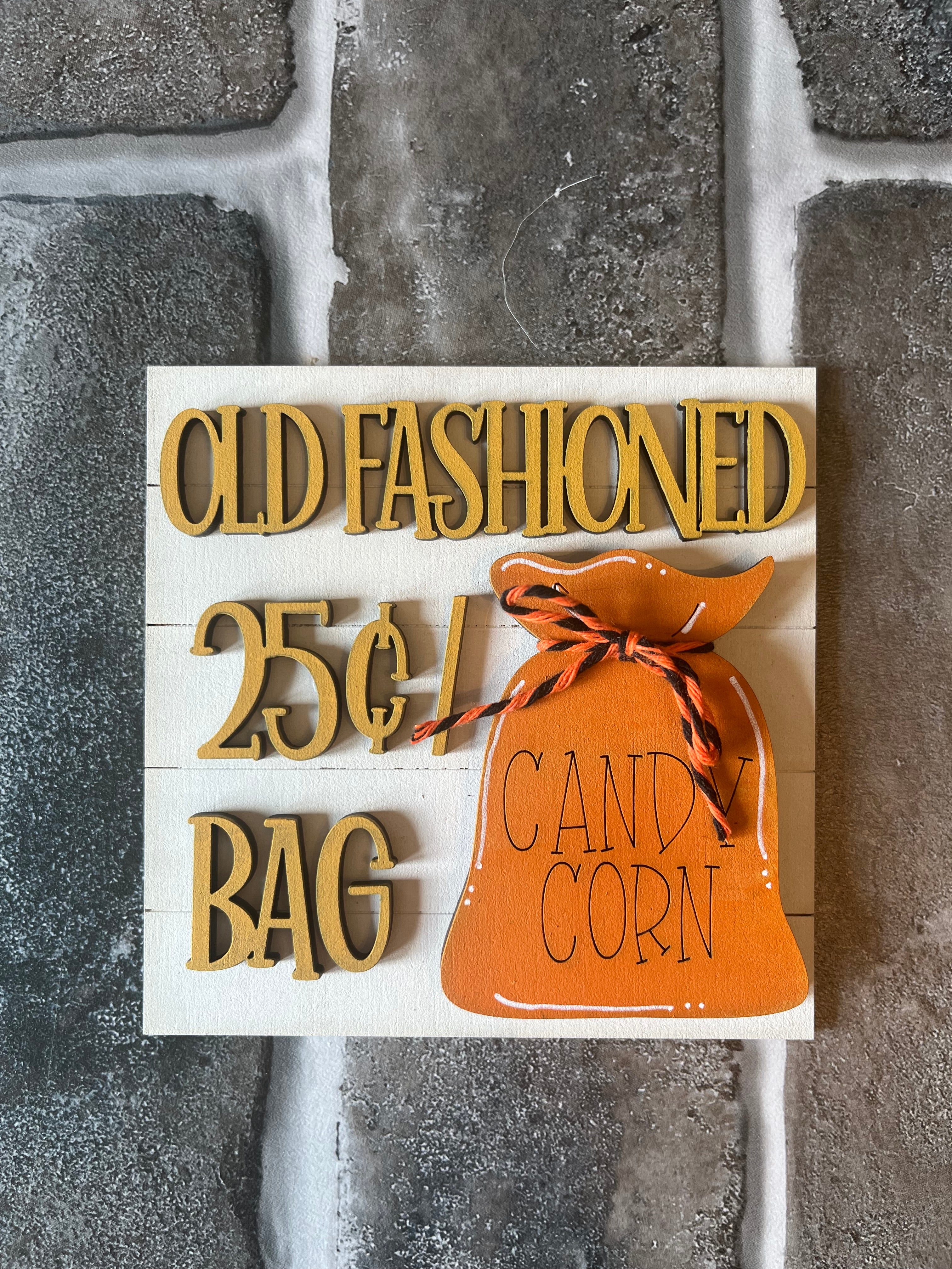 Old Fashioned Candy Corn Ladder Tile