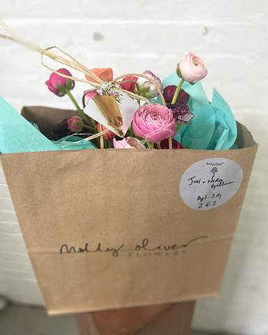 Molly Oliver Flowers Sunset Park Studio special arrangement sustainable gift recycled paper and compostable packaging sustainable florist compostable tissue