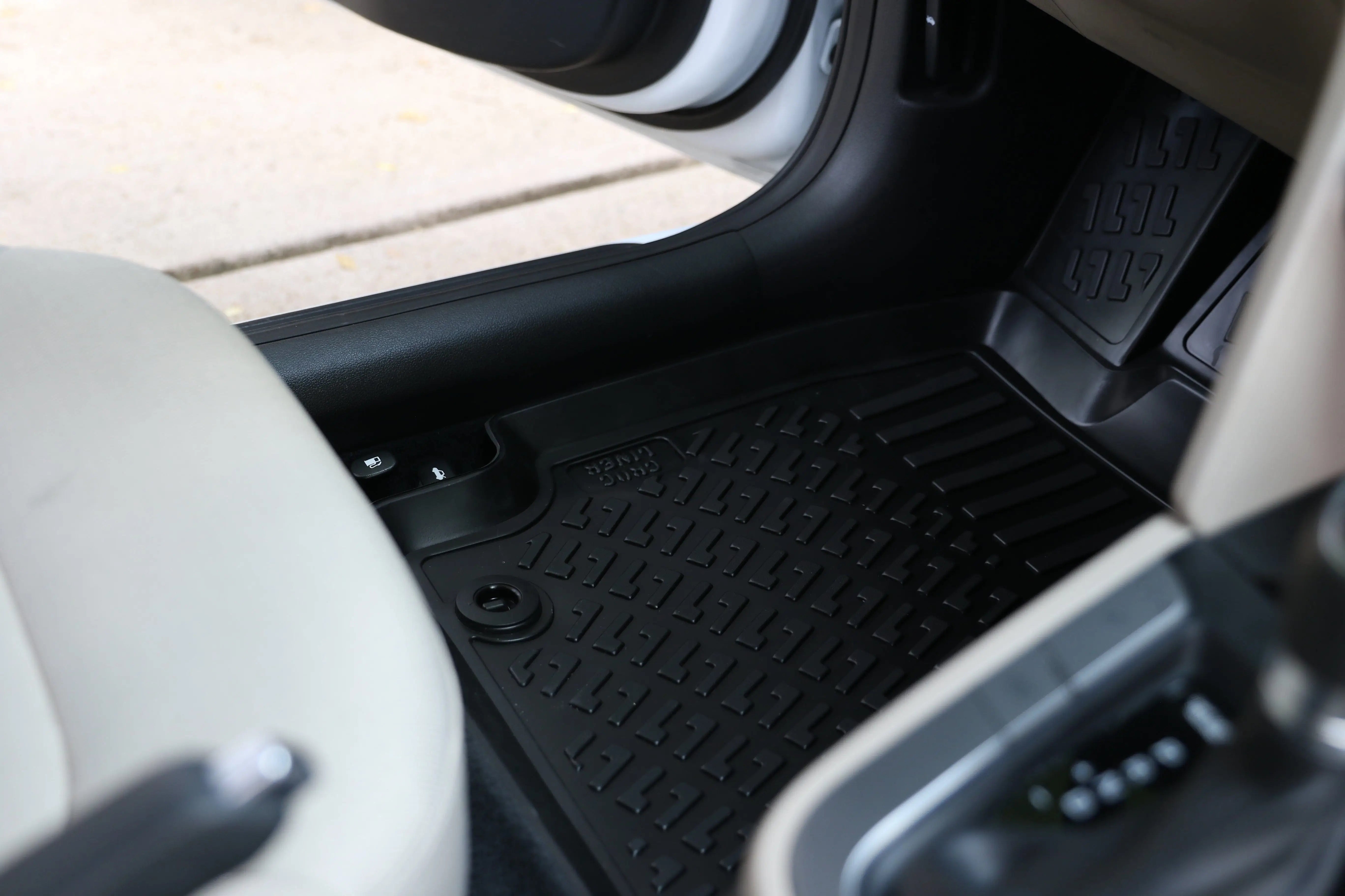 HYUNDAI Elantra GT Hatchback 2018 >>> Floor Mats