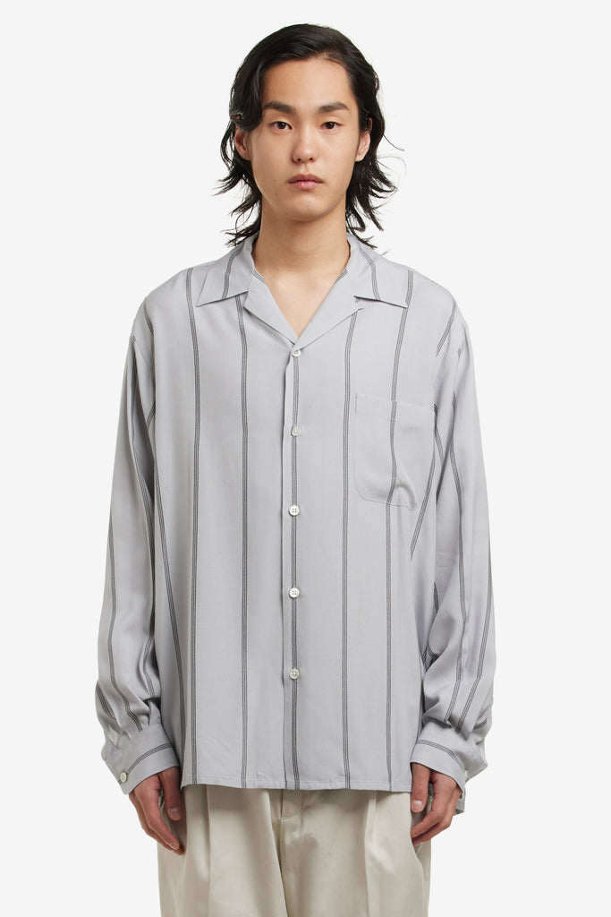 STRIPED OPEN COLLAR SHIRT L/S | WORKSOUT WORLDWIDE