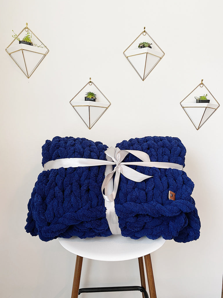 Kind Blanket / Handmade Knit Plush Blanket Throw - 5 Sizes - Navy