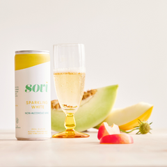 Sovi sparkling white wine in cans by Loren's Alcohol-Free