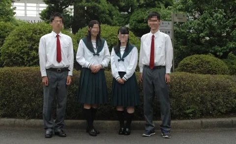 県立成田国際高等学校の夏服