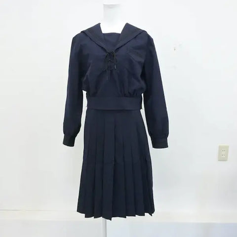 神戸山手女子高校の冬服