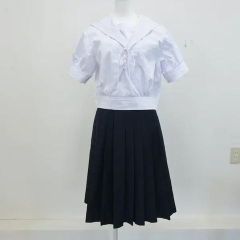 神戸女子高校の夏服