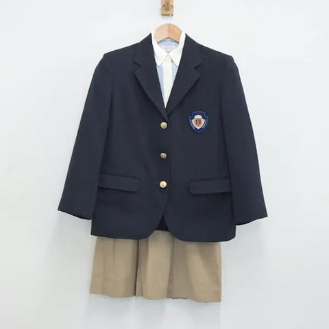 浜松開誠館中学校 女子制服