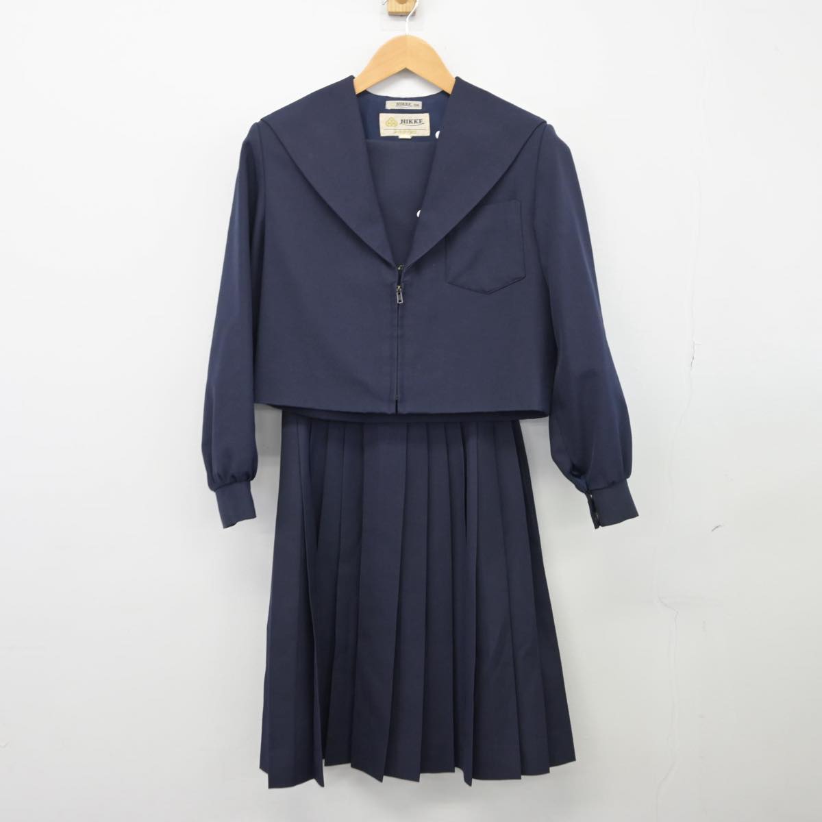 【中古制服】愛知県 雁が音中学校 女子制服 3点（セーラー服 