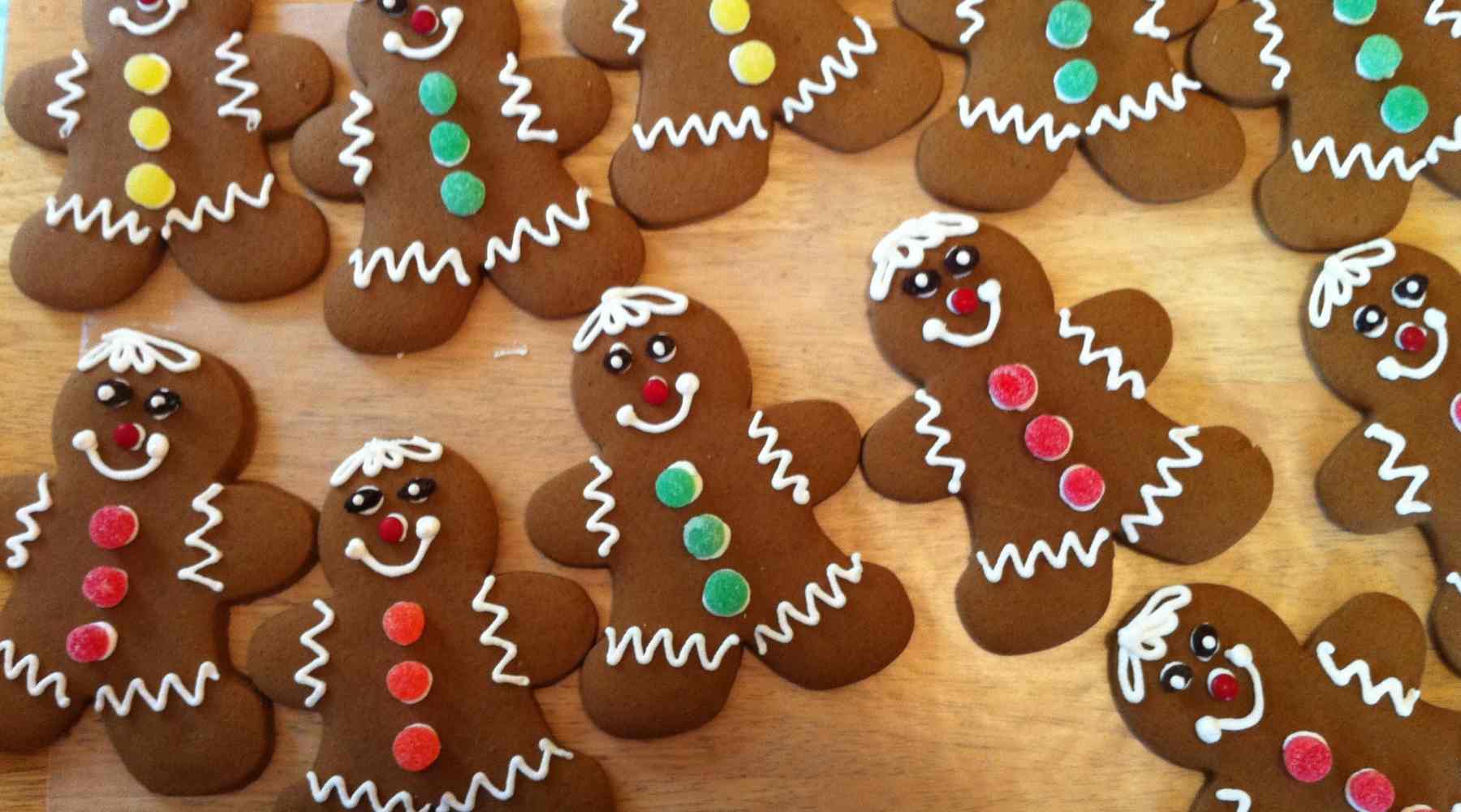 Plant-Based Gingerbread Cookies