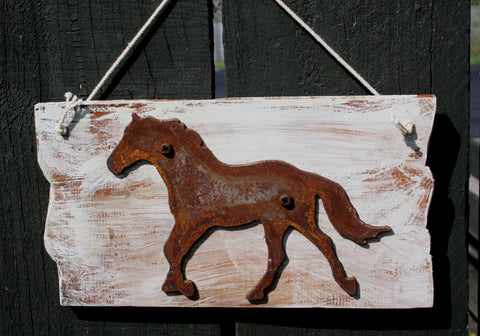 rusty horse picture