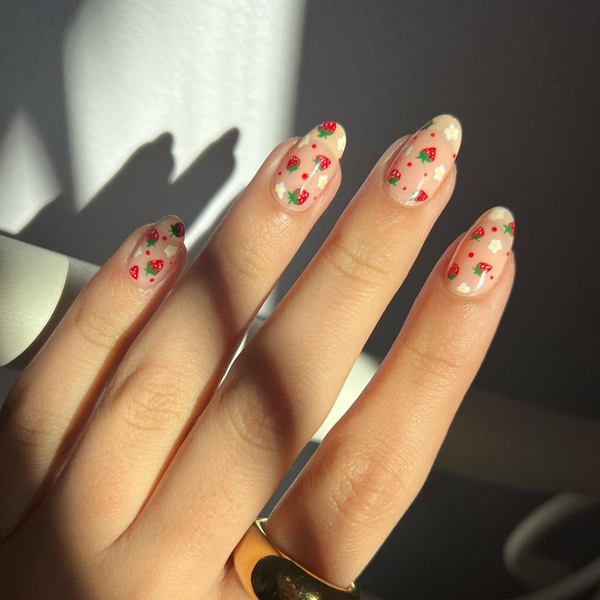 strawberry false nails