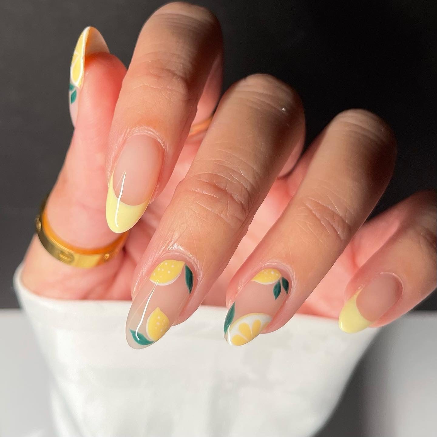 Bettycora Yellow Lemon Almond Nails – BettyCora