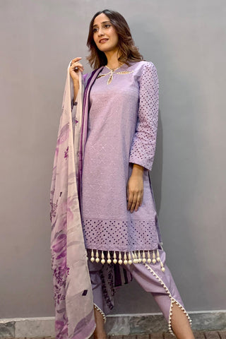 https://insiyaclothing.com/collections/luxury-lawn-collection-2023/products/unstitched-luxury-lawn-design-07-aman