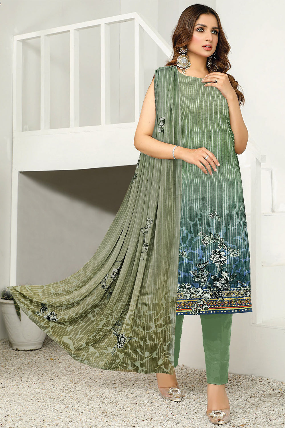https://insiyaclothing.com/collections/anmol-printed-lawn-collection/products/anmol-06