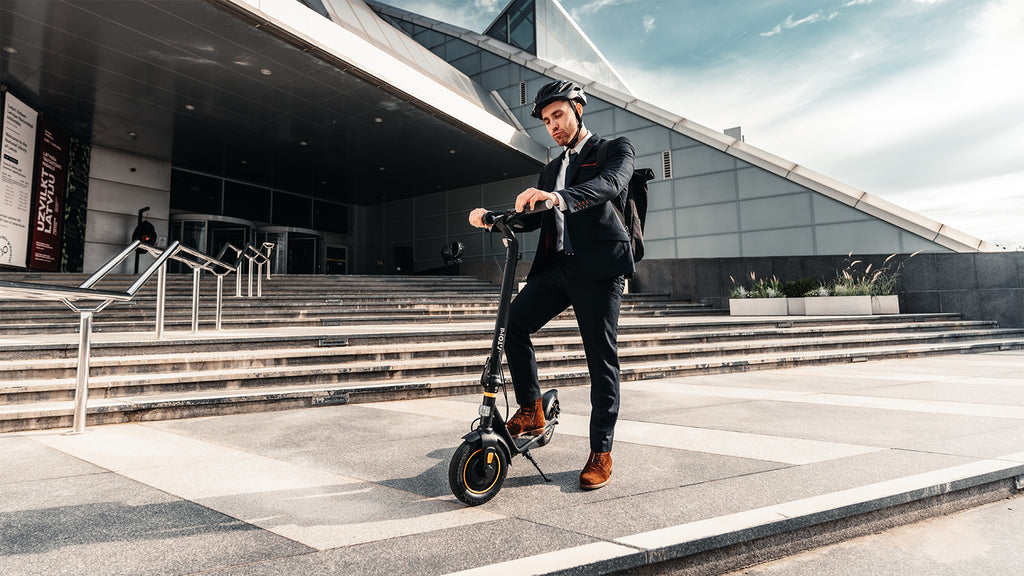 ATOMI E30 ELECTRIC SCOOTER