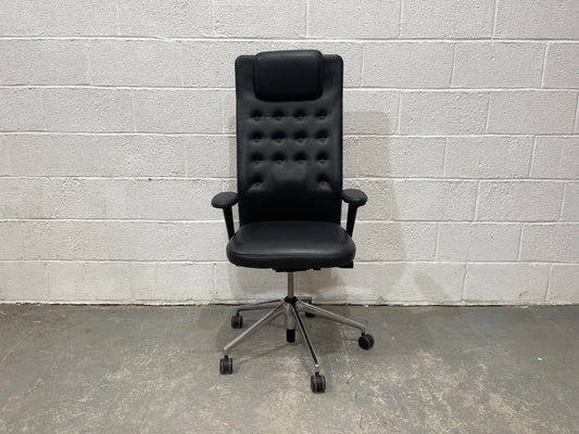 Vitra ID Trim large leather office operator chair