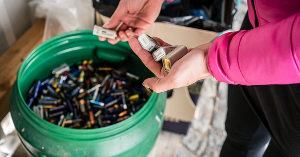 How To Sort Trash And Recycle In The Netherlands - Recycle Batteries