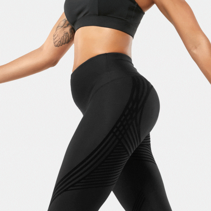 Side Pocket- These Leggings Can Help with Your Postpartum