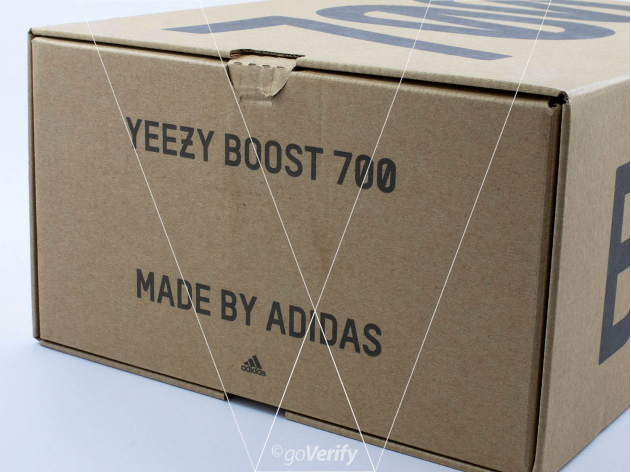 yeezy mauve box